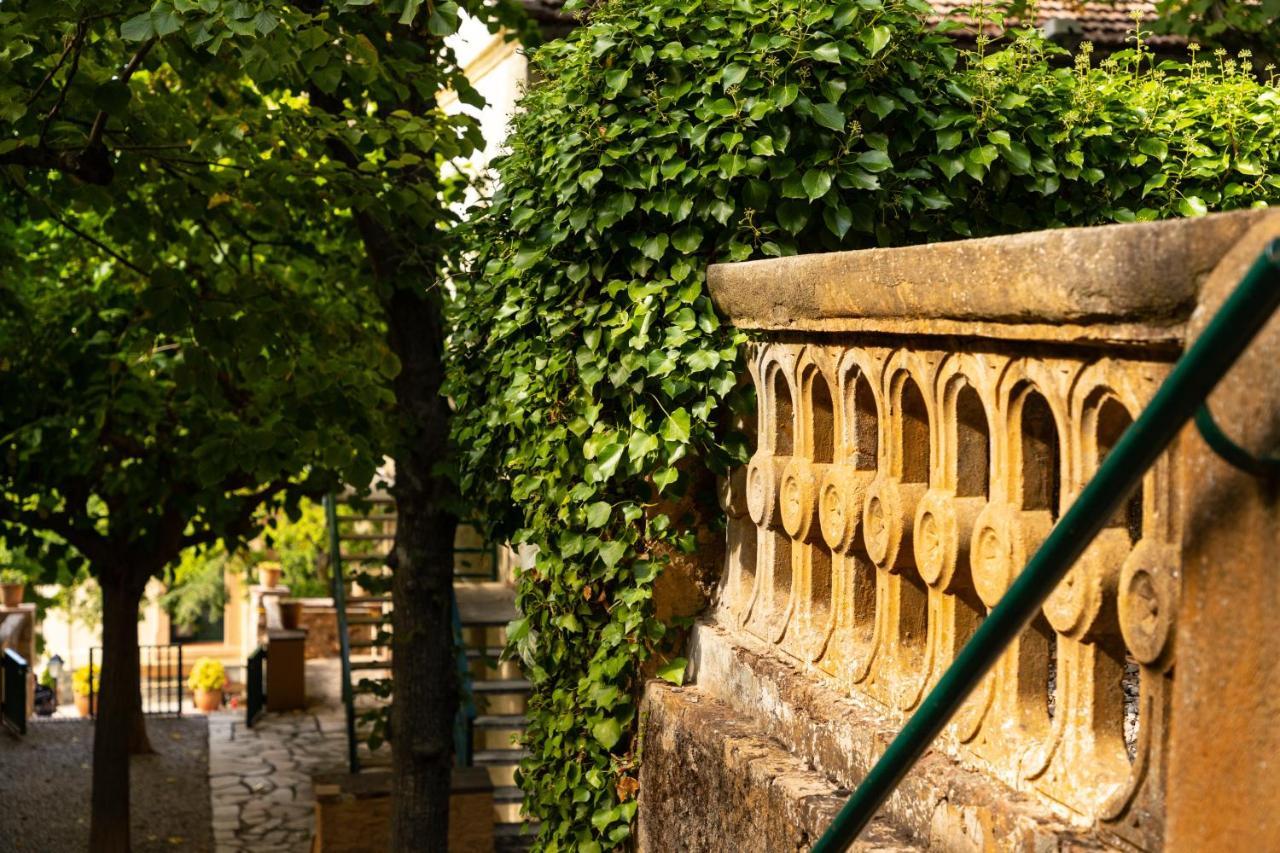 Hotel Rural Y Apartamentos Villa Engracia Espluga de Francolí Εξωτερικό φωτογραφία