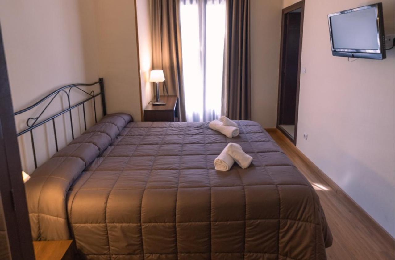 Hotel Rural Y Apartamentos Villa Engracia Espluga de Francolí Εξωτερικό φωτογραφία