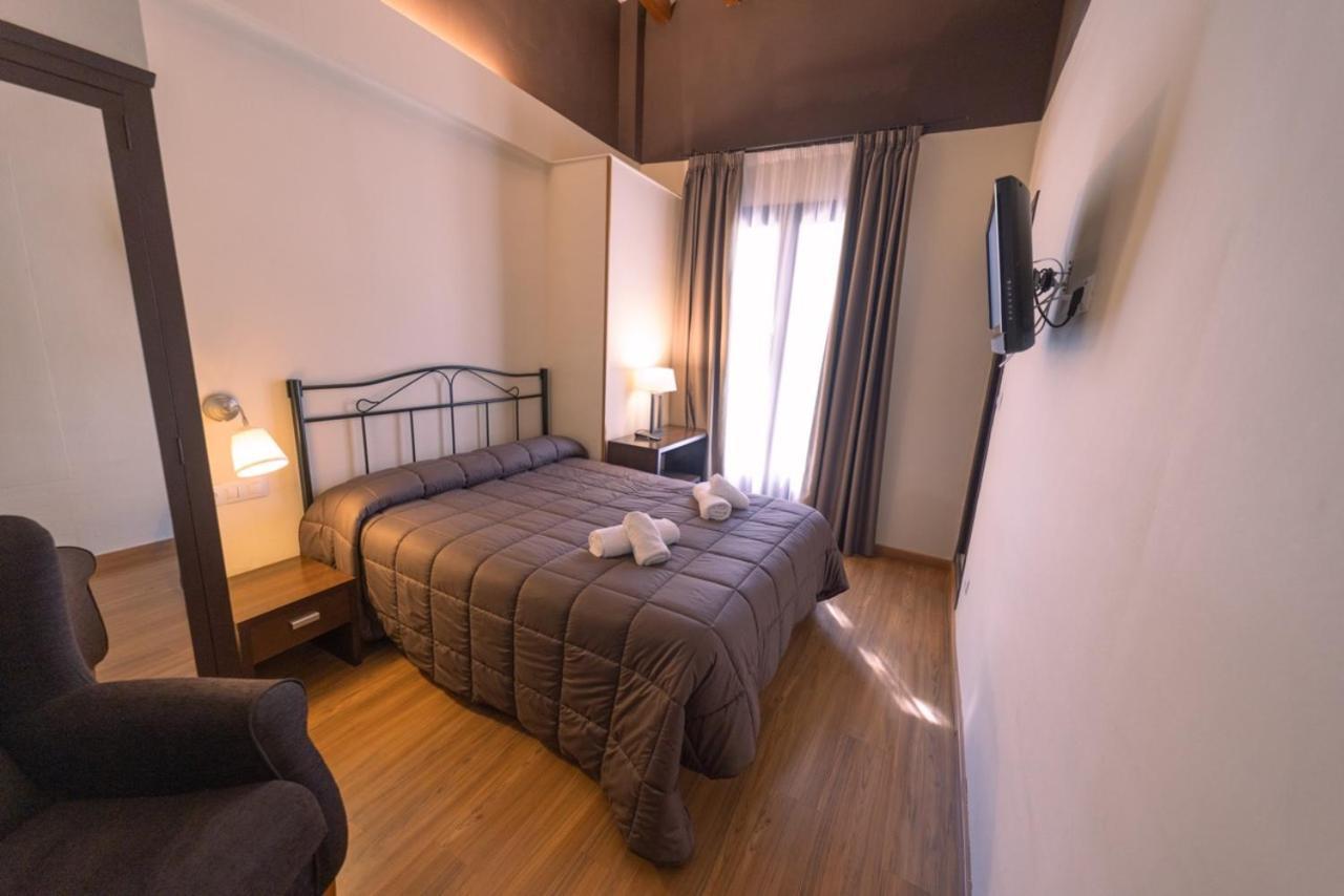 Hotel Rural Y Apartamentos Villa Engracia Espluga de Francolí Εξωτερικό φωτογραφία